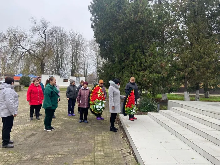 4cd974f6-070b-46c6-bfcc-7edea9002005